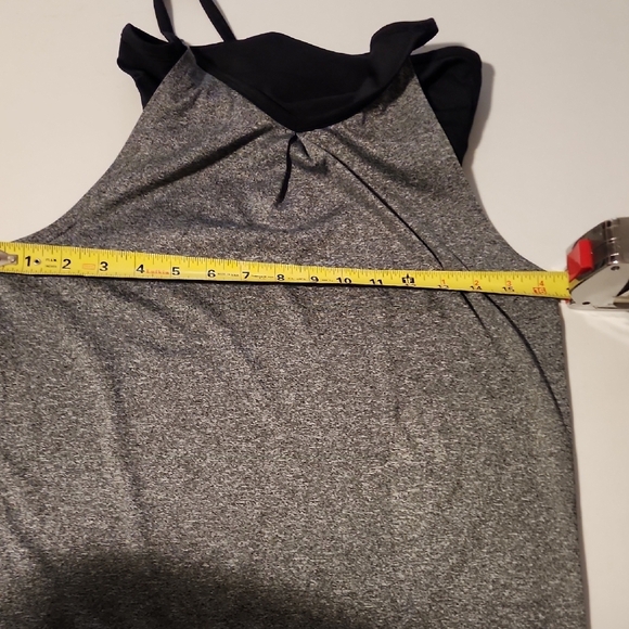 Champion Gray Camisole with Y-Back Design - Picture 3 of 9